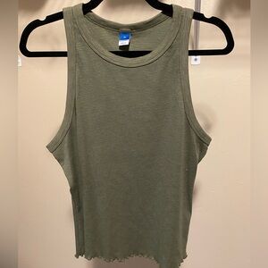 Old Navy Lettuce Hem Tank